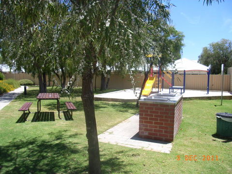 Cape View Beach Resort - Redcliffe Tourism 41