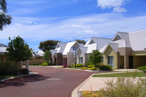 Cape View Beach Resort - Redcliffe Tourism 36
