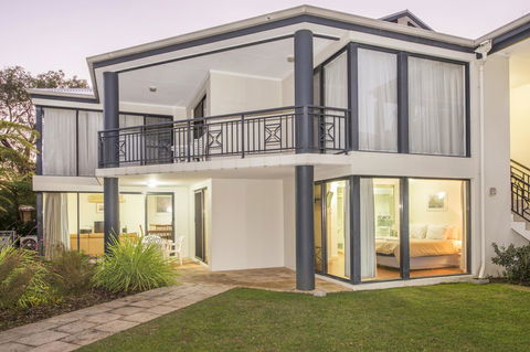 Cape View Beach Resort - Redcliffe Tourism 29
