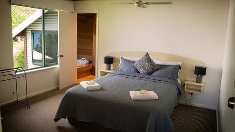 Karri Mia Chalets And Studios - Redcliffe Tourism 18