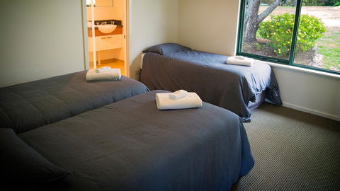 Karri Mia Chalets And Studios - Redcliffe Tourism 17