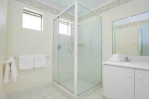 Middleton Beach By The BnB Collection - Redcliffe Tourism 12