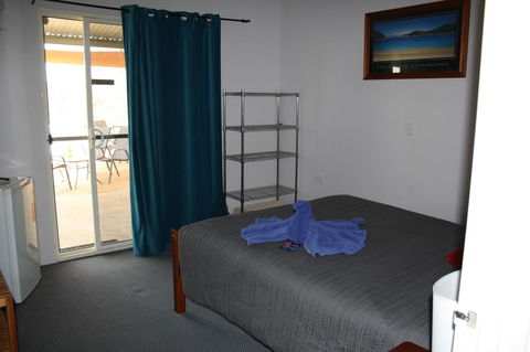 The Heights Bed & Breakfast - Redcliffe Tourism 10