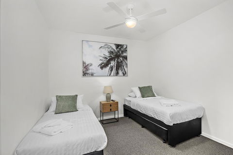 Rockpool 2 Sawtell Beach - Just Steps To Restaurants And 2 Min Stroll To Beach! - Redcliffe Tourism 9