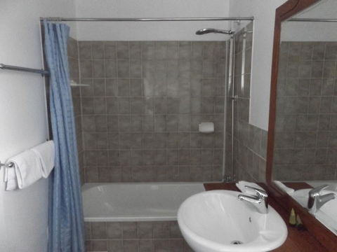 Ben Chifley Motor Inn - Redcliffe Tourism 12