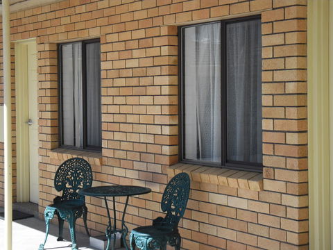 Ben Chifley Motor Inn - Redcliffe Tourism 43