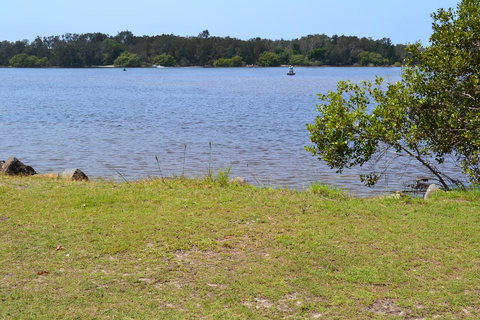 Sundial Holiday Units - Redcliffe Tourism 2