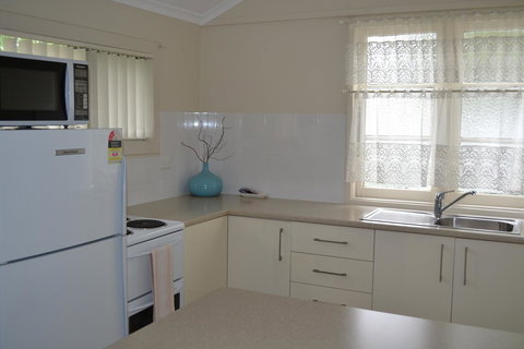 Sundial Holiday Units - Redcliffe Tourism 31