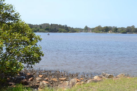 Sundial Holiday Units - Redcliffe Tourism 14