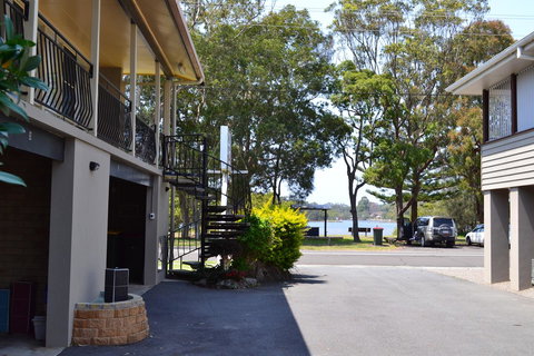 Sundial Holiday Units - Redcliffe Tourism 15