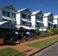 Breakers Apartments - Redcliffe Tourism