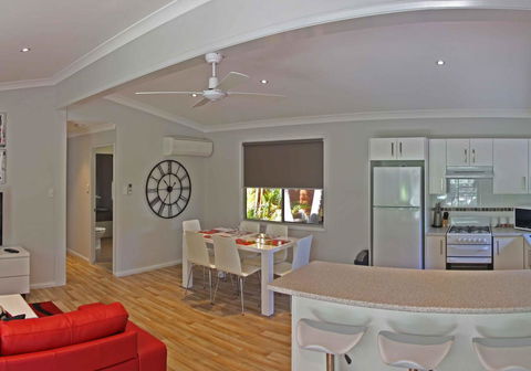 The Palms At Avoca - Redcliffe Tourism 37