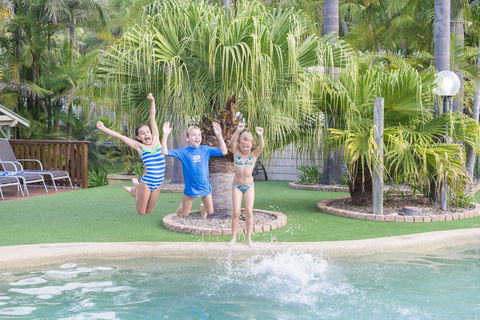 The Palms At Avoca - Redcliffe Tourism 17