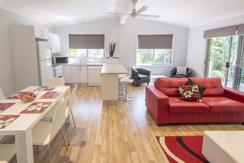 The Palms At Avoca - Redcliffe Tourism 18