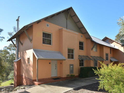 Villa 2br Prosecco Villa Located Within Cypress Lakes Resort - Redcliffe Tourism 16