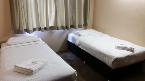 Echo Point Discovery Motel - Redcliffe Tourism 15