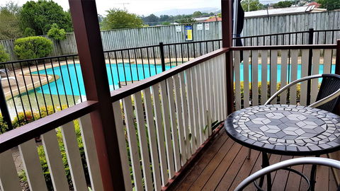 Great Escape Lofts - Redcliffe Tourism 17