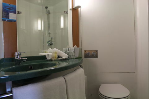 Ibis Thornleigh - Redcliffe Tourism 18