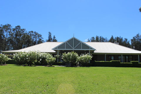 Thistle Hill Guesthouse - Walk To Many Wineries And Restaurants - Redcliffe Tourism 1
