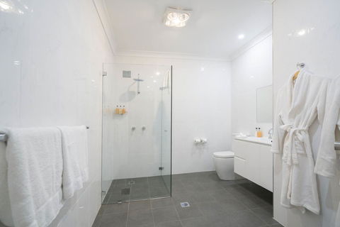 Thistle Hill Guesthouse - Walk To Many Wineries And Restaurants - Redcliffe Tourism 42