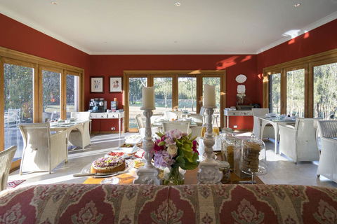 Thistle Hill Guesthouse - Walk To Many Wineries And Restaurants - Redcliffe Tourism 21
