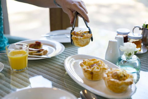 Thistle Hill Guesthouse - Walk To Many Wineries And Restaurants - Redcliffe Tourism 3