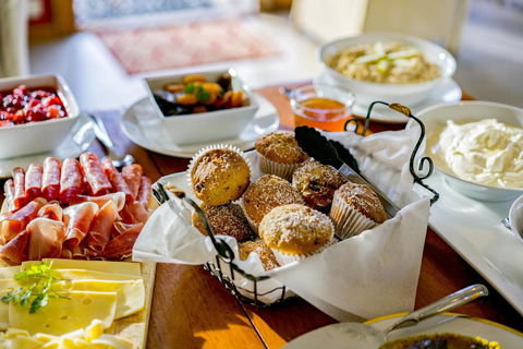 Thistle Hill Guesthouse - Walk To Many Wineries And Restaurants - Redcliffe Tourism 13