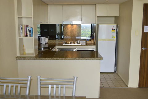 ACLiving Serviced Apartments - Redcliffe Tourism 6