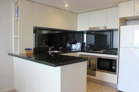 ACLiving Serviced Apartments - Redcliffe Tourism 12