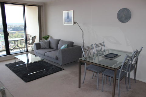 ACLiving Serviced Apartments - Redcliffe Tourism 9