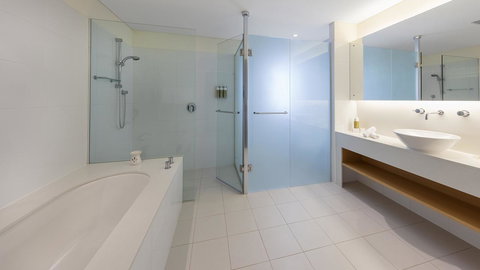 Oaks Cypress Lakes Resort - Redcliffe Tourism 7