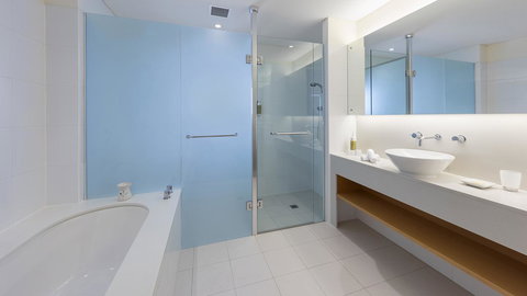 Oaks Cypress Lakes Resort - Redcliffe Tourism 13