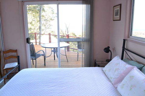 Bundle Hill Cottages - Redcliffe Tourism 25