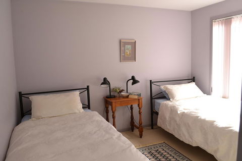 Bundle Hill Cottages - Redcliffe Tourism 33