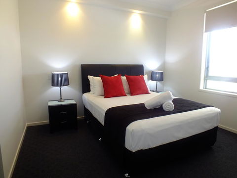 Pacific Marina Apartments - Redcliffe Tourism 36