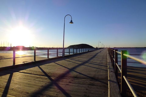 Pacific Marina Apartments - Redcliffe Tourism 32