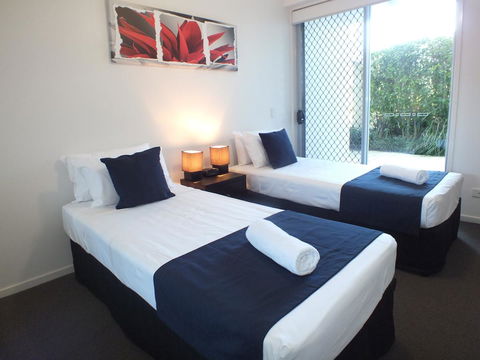Pacific Marina Apartments - Redcliffe Tourism 39