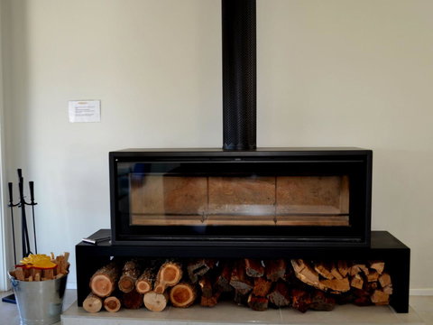 Wine Country Villas - Redcliffe Tourism 10