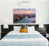 Coniston Hotel Wollongong - Redcliffe Tourism