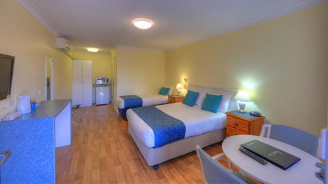 Pelican Motor Inn - Redcliffe Tourism 5