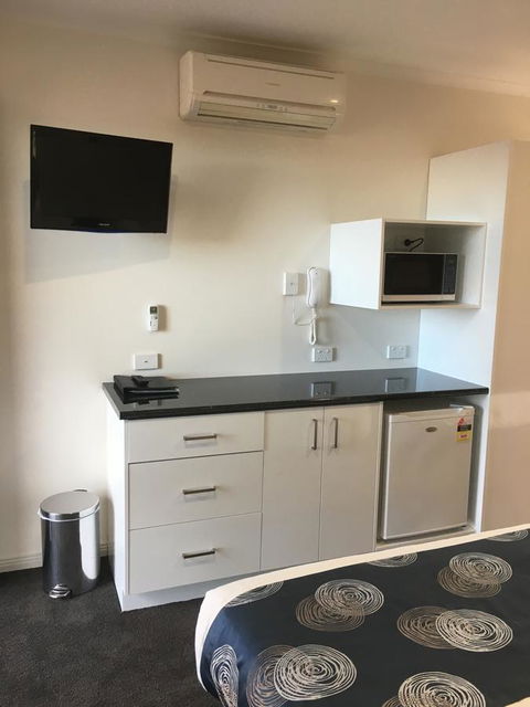 Pelican Motor Inn - Redcliffe Tourism 8