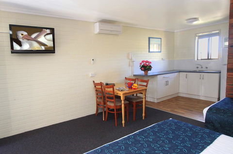 Pelican Motor Inn - Redcliffe Tourism 37