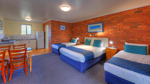 Pelican Motor Inn - Redcliffe Tourism 4