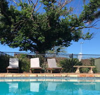 Hunter Morpeth Motel and Villa's - Redcliffe Tourism