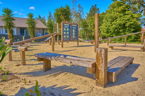 Hunter Oasis - Redcliffe Tourism 32