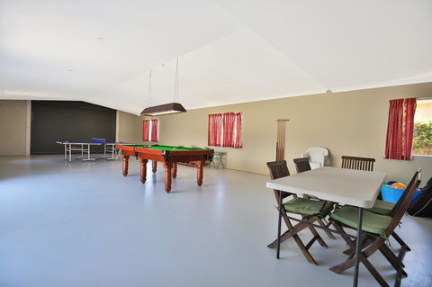 Neptune I Absolute Beachfront I Stunning Views - Redcliffe Tourism 22