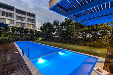 Oaks Nelson Bay Lure Suites - Redcliffe Tourism 11