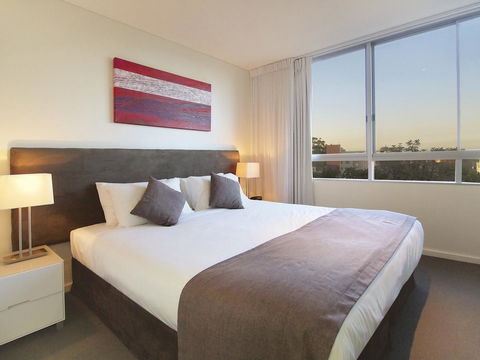 Oaks Nelson Bay Lure Suites - Redcliffe Tourism 13
