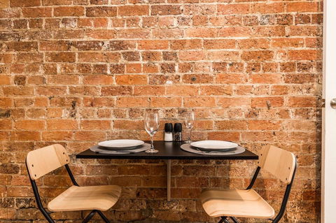 Chippendale Â· Quaint 1880â€™s Sydney Chippendale Terrace House - Redcliffe Tourism 11