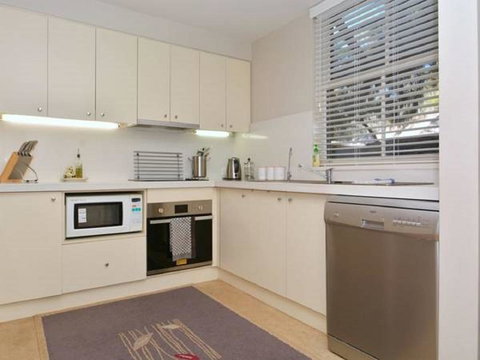 Villa 3br Chianti Villa Located Within Cypress Lakes Resort - Redcliffe Tourism 5